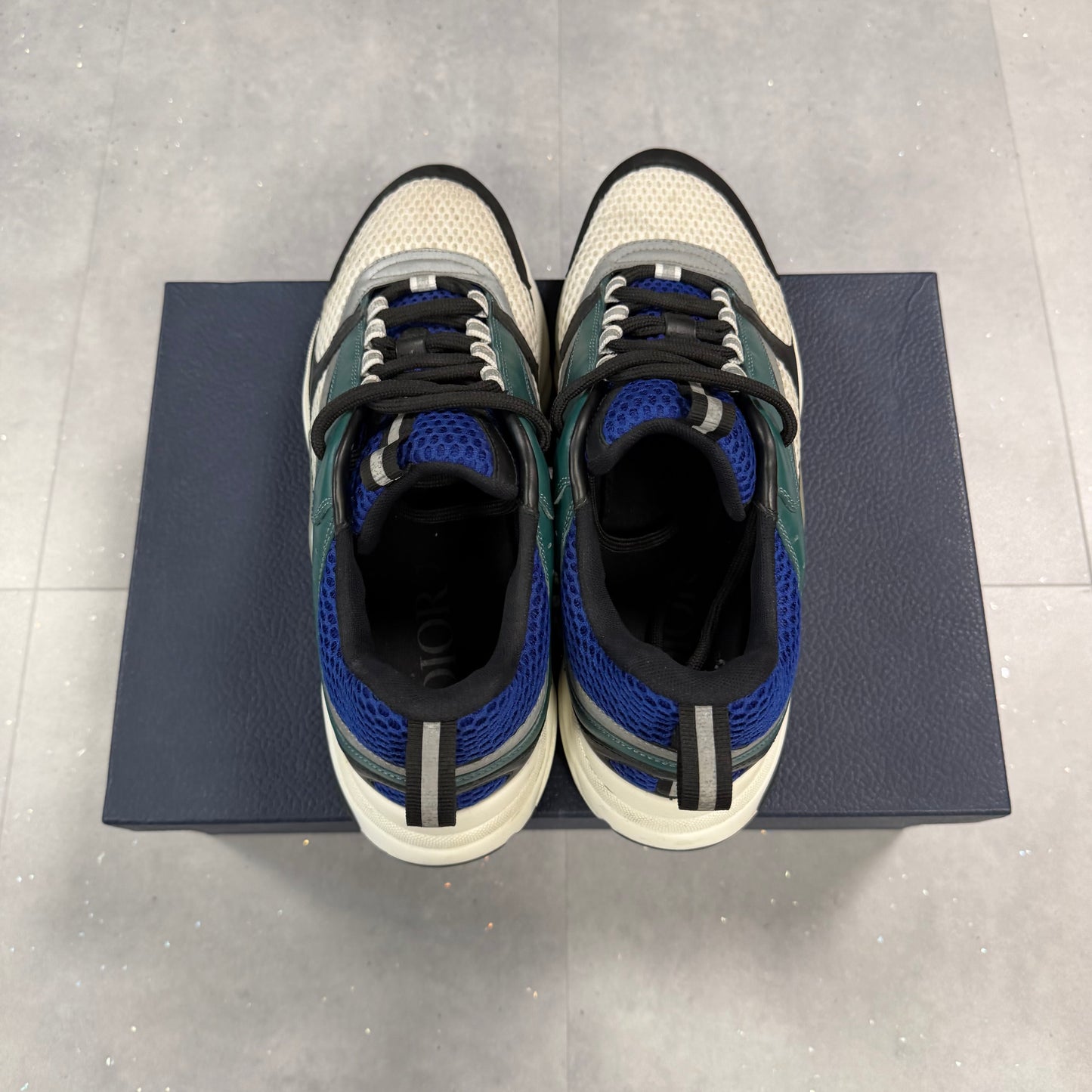 Dior B22 Green Navy ( UK9 )