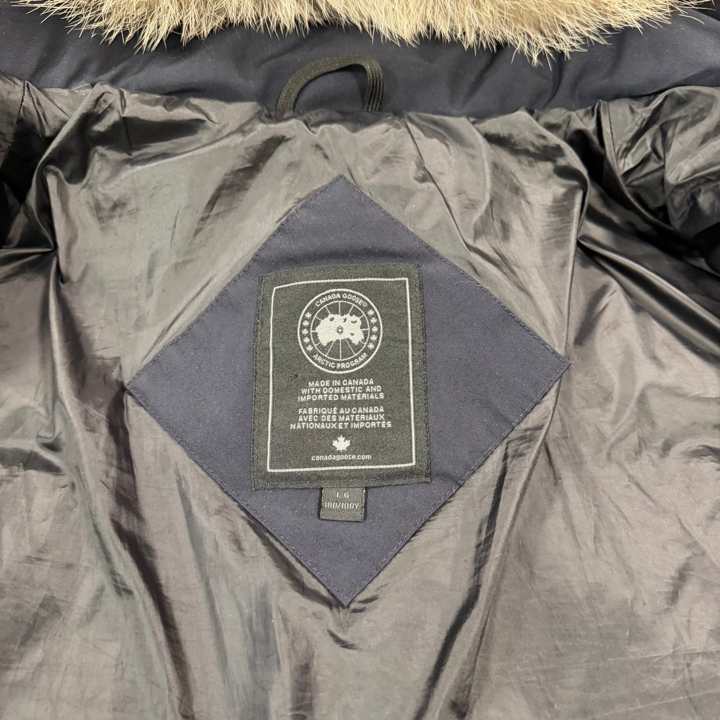 Wyndham Parka Navy ( L )