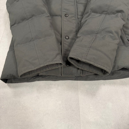 Canada Goose Wyndham Parka Graphite Men's size XS – pre-owned – photo 4 of 8