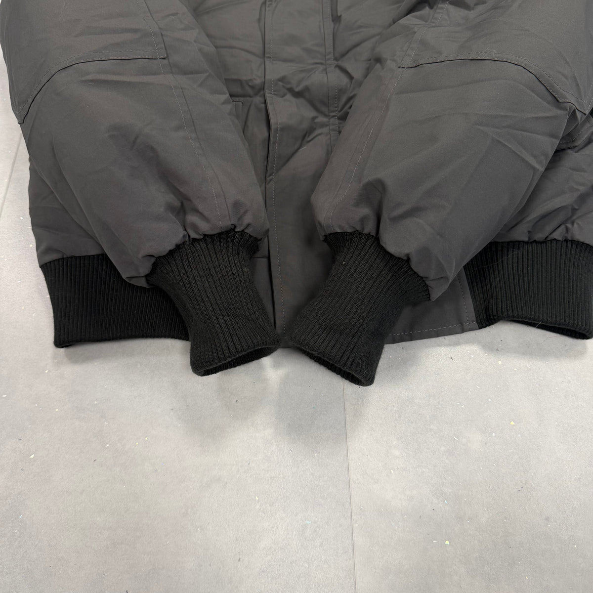Chilliwack Bomber Graphite - M