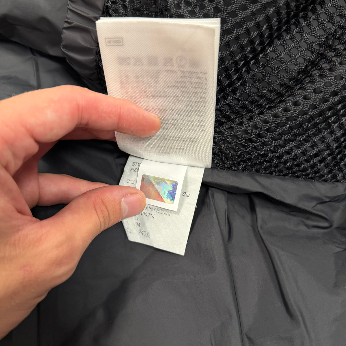 Wyndham Parka White Black Badge - NEW