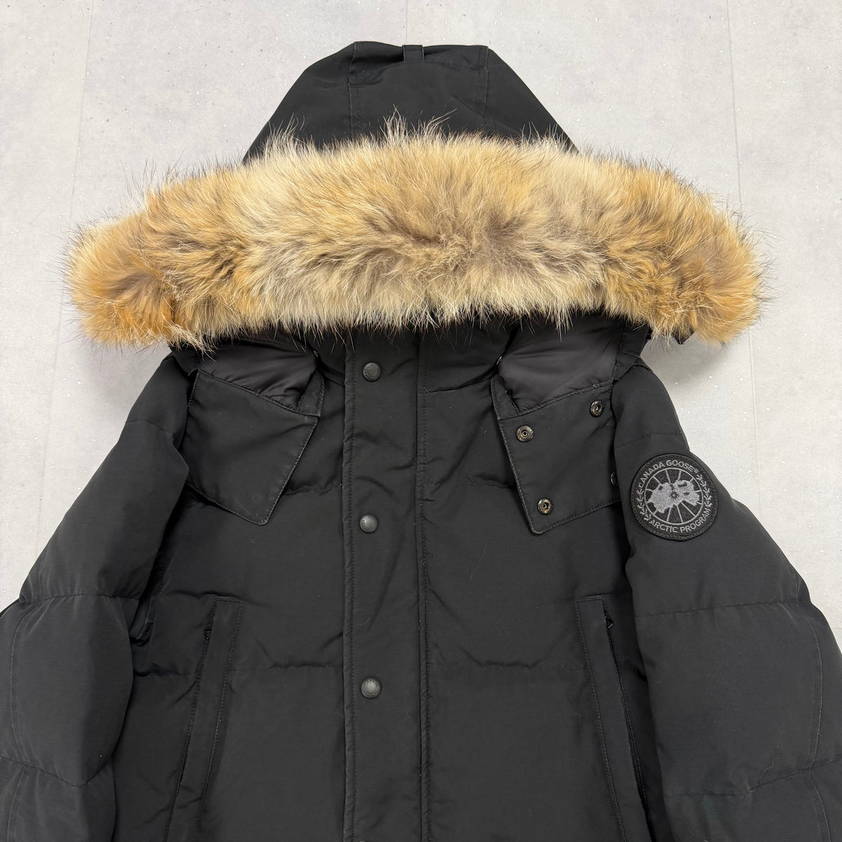 Canada Goose Wyndham Parka Black Badge – Men's M – Pre-Owned 9/10