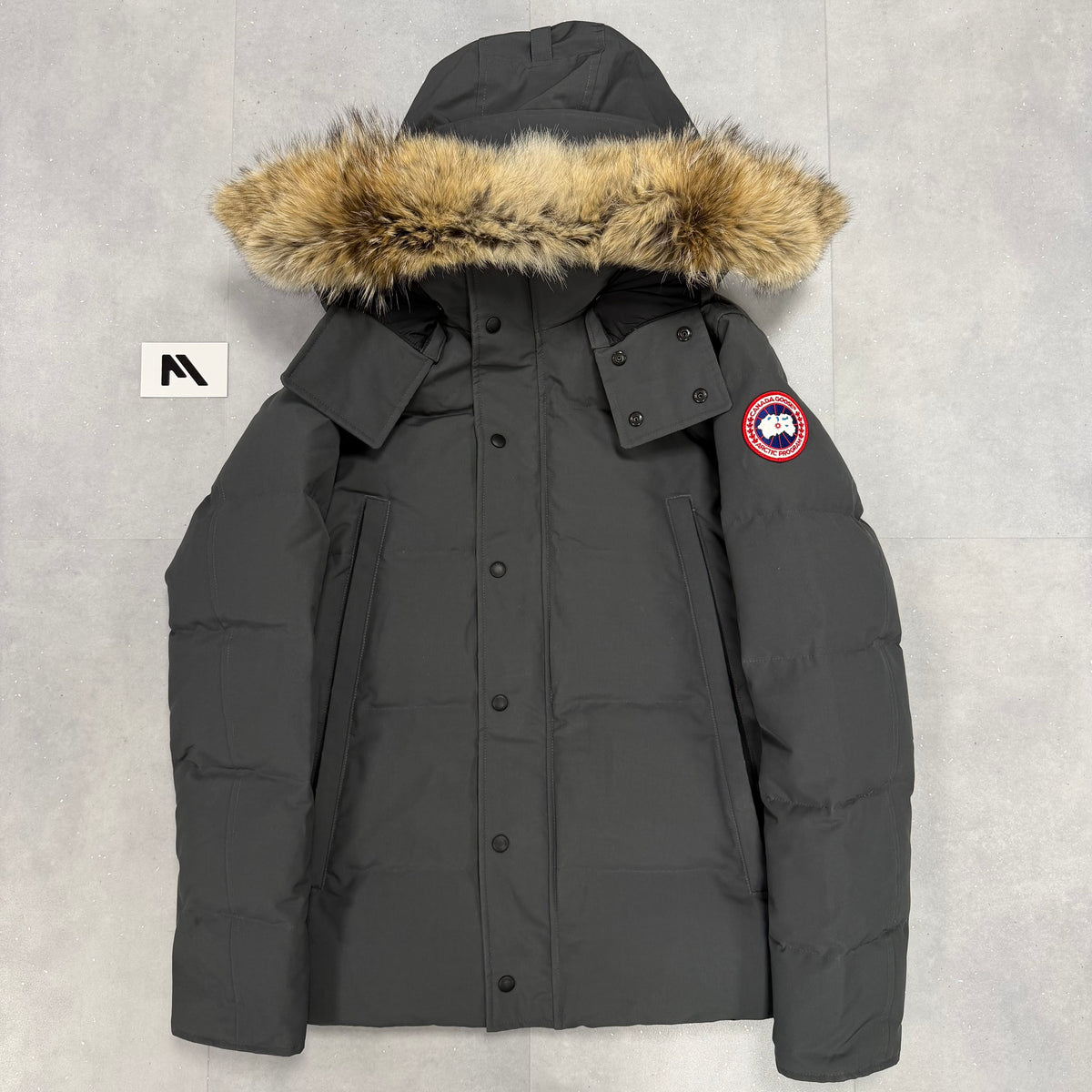 Canada Goose Wyndham Parka Graphite – Men's M – Pre-Owned 9.5/10