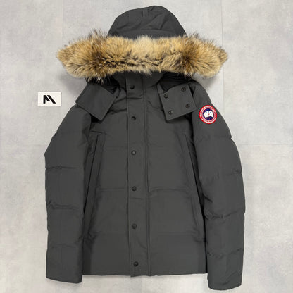 Canada Goose Wyndham Parka Graphite – Men's M – Pre-Owned 9.5/10