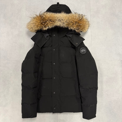 Canada Goose Wyndham Parka Black Badge – Men's S – Pre-Owned 9/10