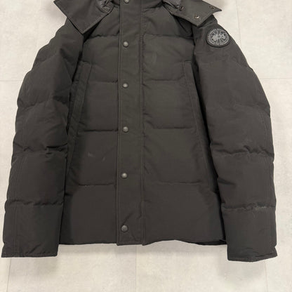 Canada Goose Wyndham Parka Black Badge – Men's S – Pre-Owned 9/10