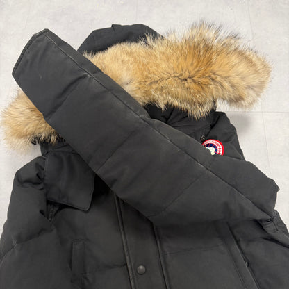 Canada Goose Wyndham Parka Black – Men's S – Pre-Owned 8.5-9/10