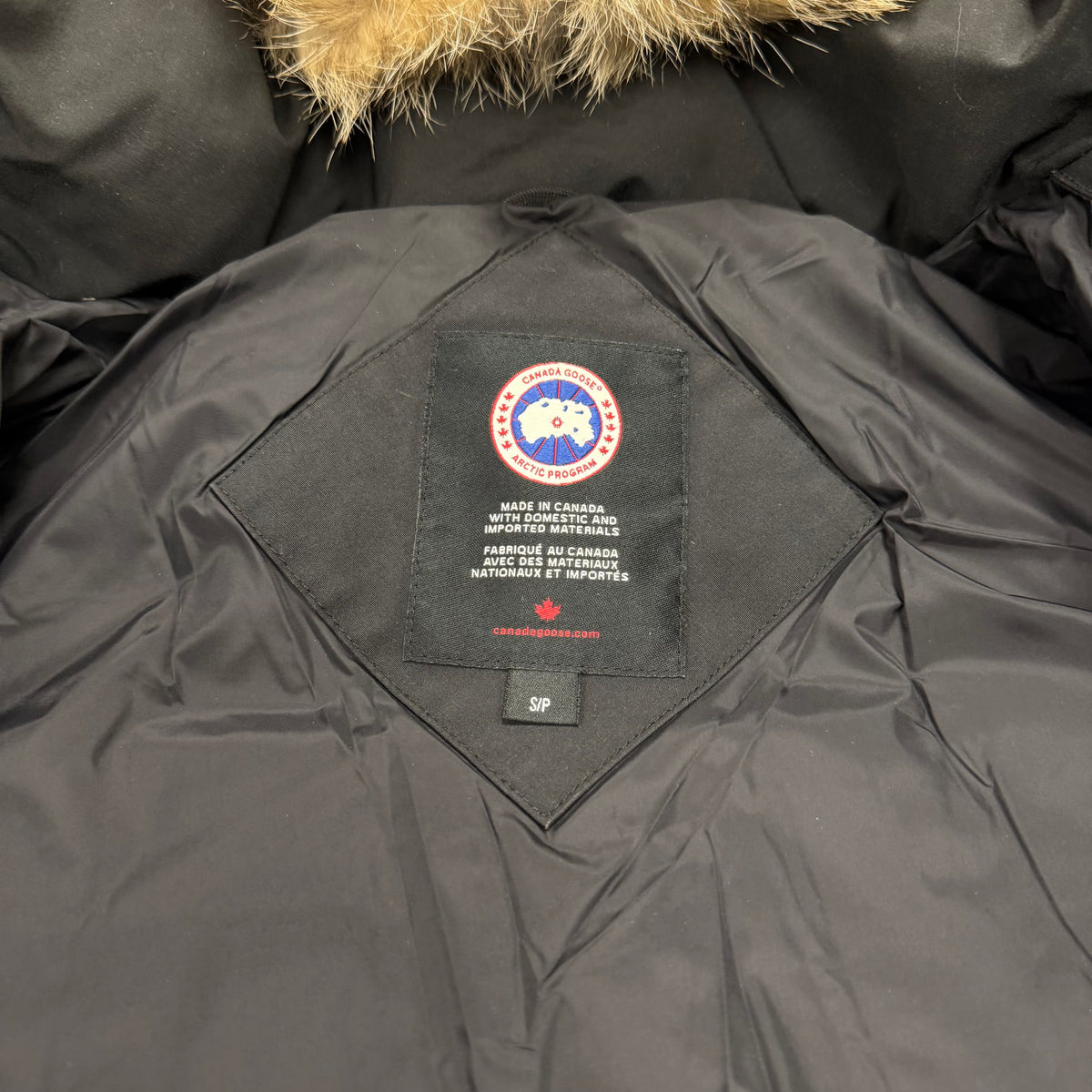 Canada Goose Wyndham Parka Black – Men's S – Pre-Owned 8.5-9/10