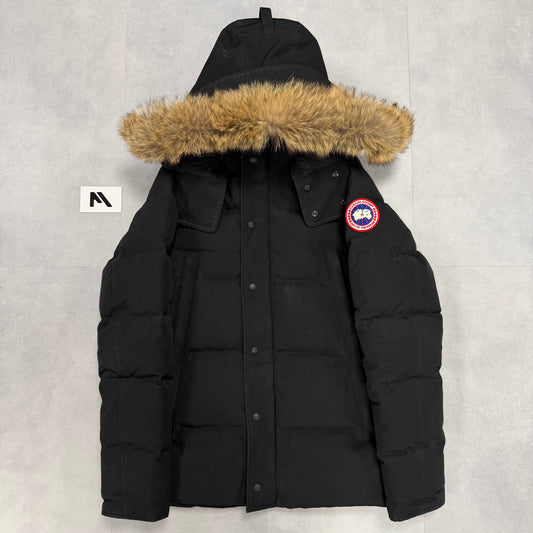 Canada Goose Wyndham Parka Black – Men's M – Pre-Owned 8.5-9/10