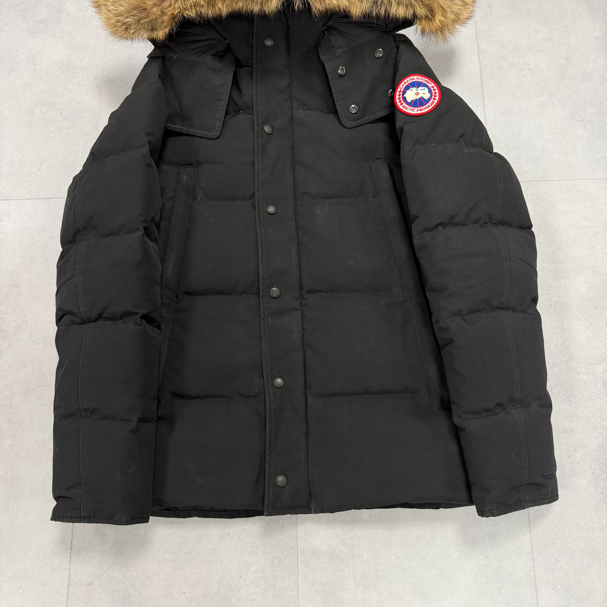 Canada Goose Wyndham Parka Black – Men's M – Pre-Owned 8.5-9/10