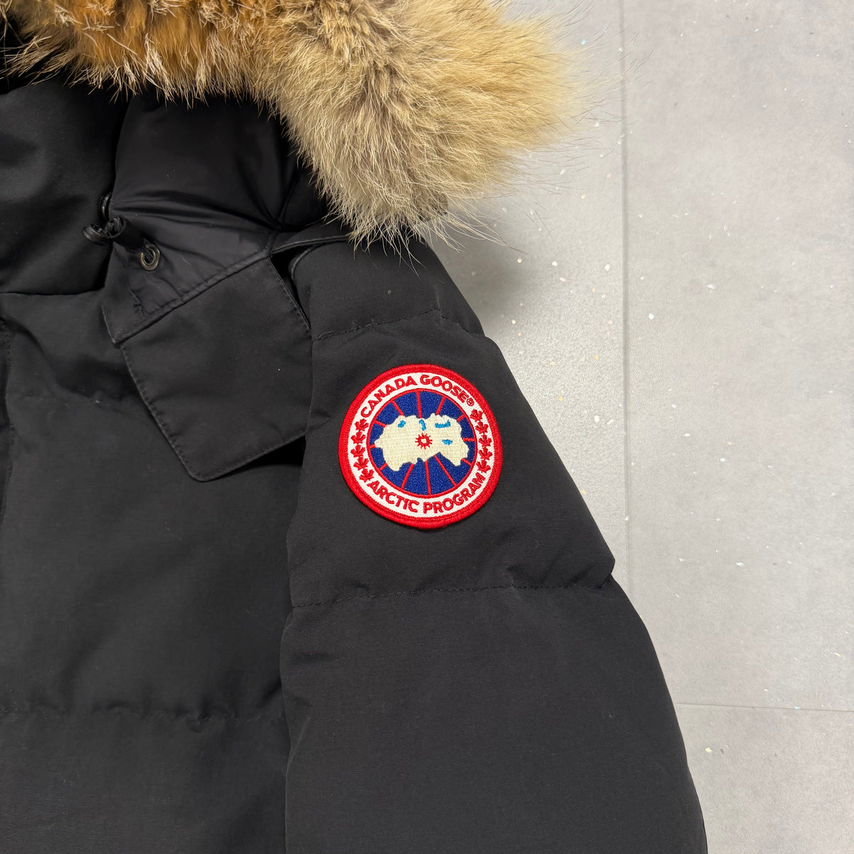 Canada Goose Chelsea Parka Black – Women's M – Pre-Owned 8.5/10