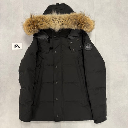 Canada Goose Wyndham Parka Black Badge – Men's S – Pre-Owned 9.5/10