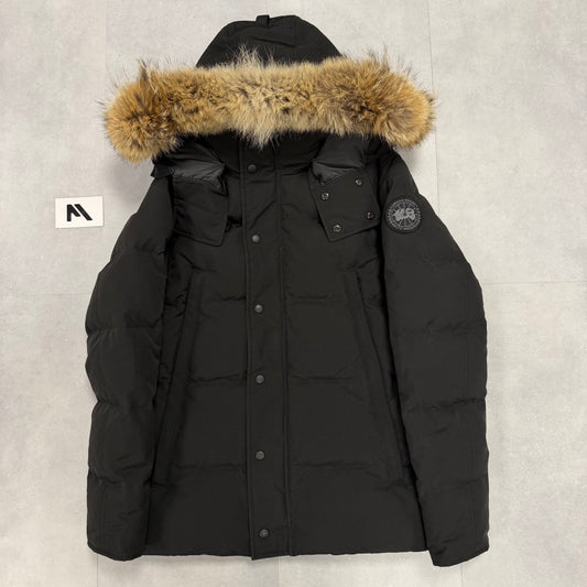 Canada Goose Wyndham Parka Black Badge – Men's S – Pre-Owned 9.5/10